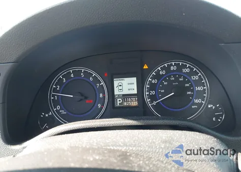 2011 Infiniti G37 z USA, uszkodzony, nr VIN JN1CV6FE5BM954519